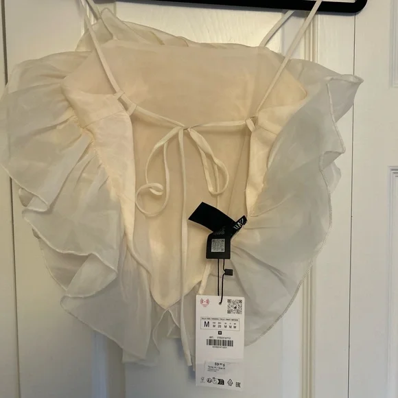 Zara Cream Ruffled Crop Top - Picture 3 of 3